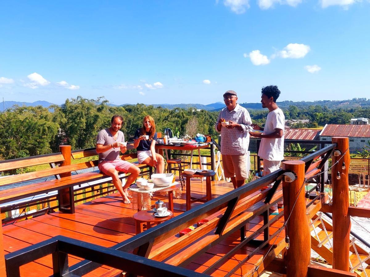 Kopa Hilltop - Family Guest Home Ruteng Bagian luar foto