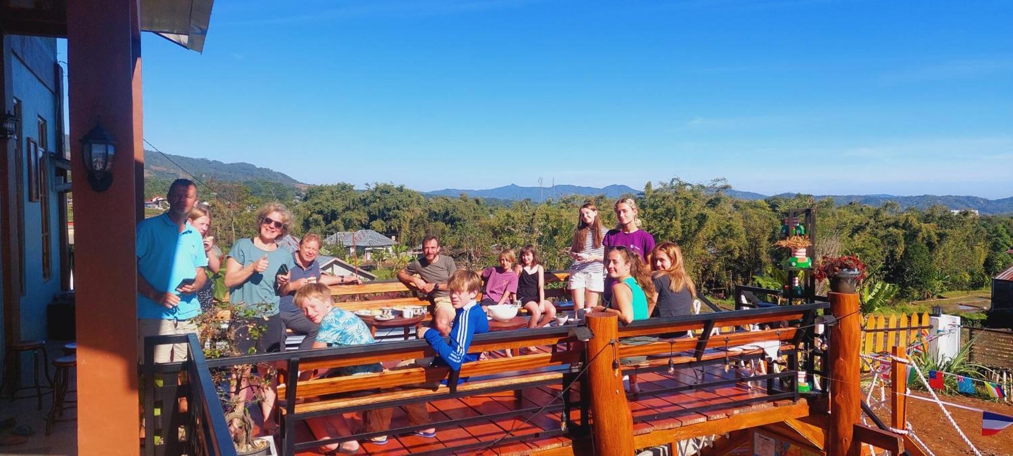 Kopa Hilltop - Family Guest Home Ruteng Bagian luar foto