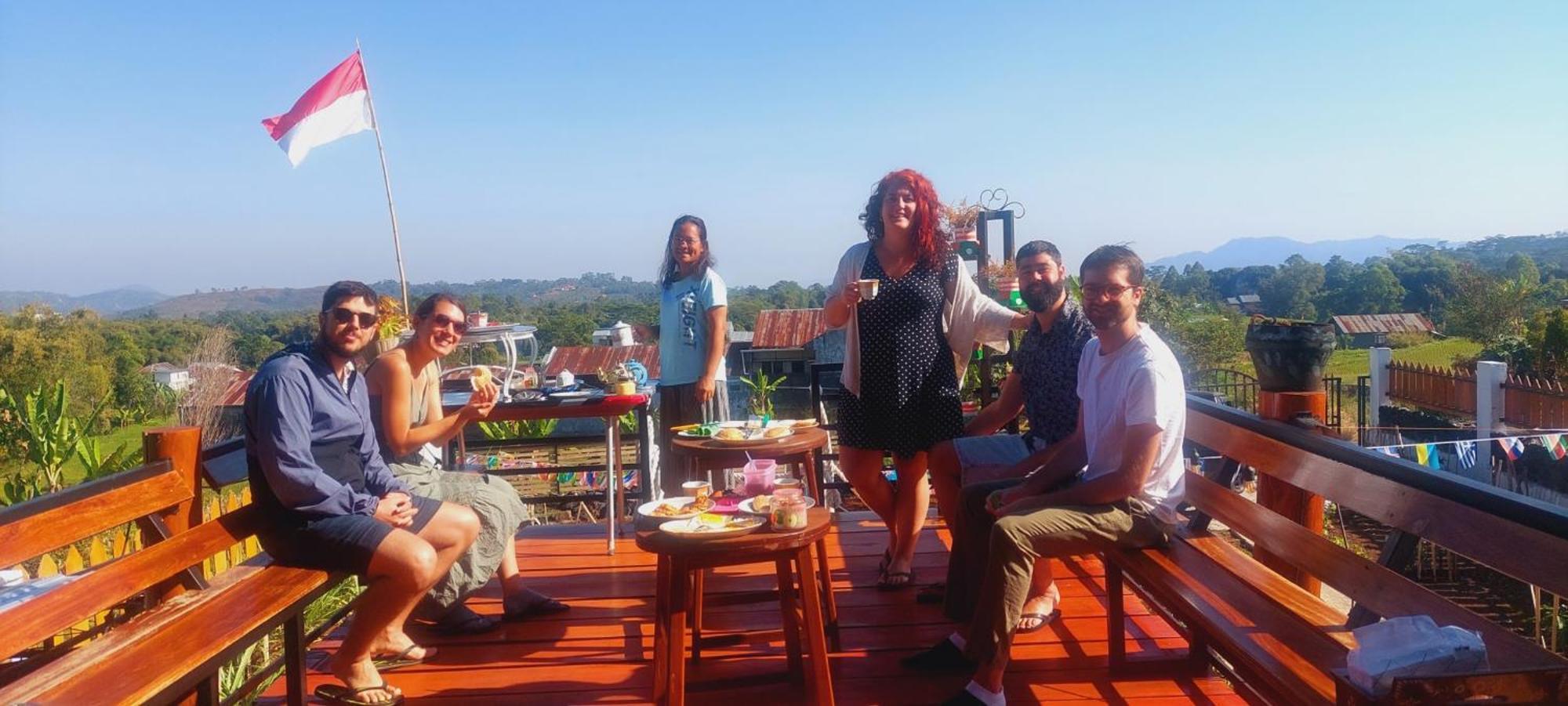 Kopa Hilltop - Family Guest Home Ruteng Bagian luar foto