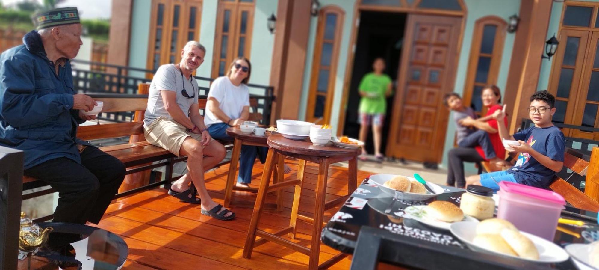 Kopa Hilltop - Family Guest Home Ruteng Bagian luar foto